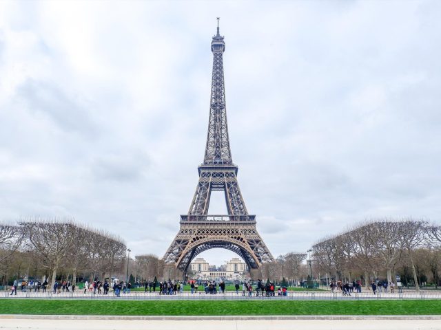Gîte à Paris : règles, contraintes et démarches pratiques