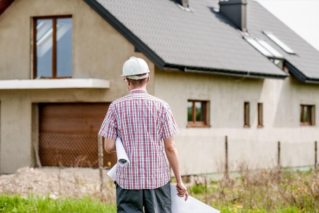 Airbnb ou Vrbo : quelle plateforme pour une maison d’auteur ?