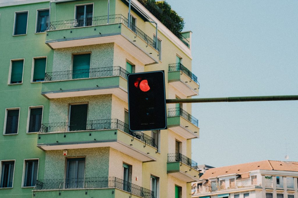 Quelle alarme connectée choisir pour un logement en location
