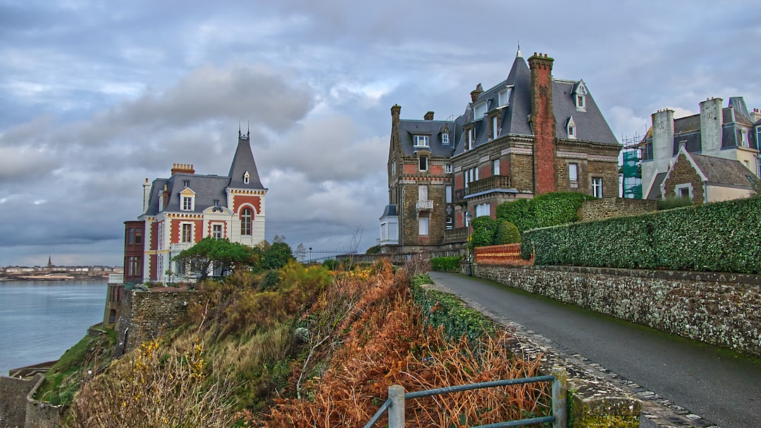 Avis Airbnb pour réserver une maison de vacances en France