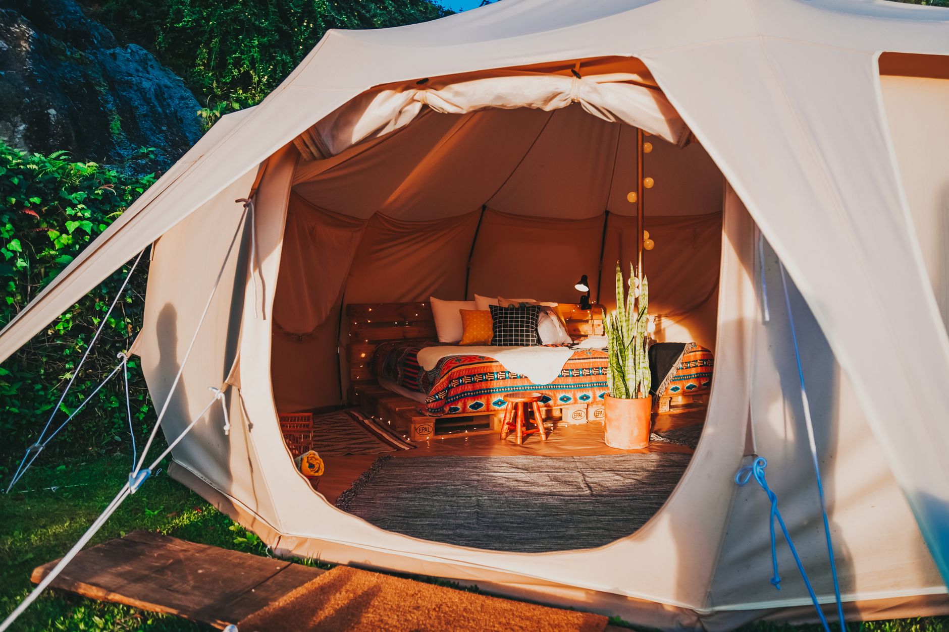 Portraits et conseils pour l'accueil en glamping